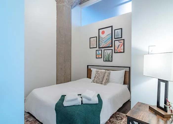 Apartamento 2br South Loop Location With Optional Parking & Gym Access Near Mccormick Place, Shedd Aquarium & Navy Pier *