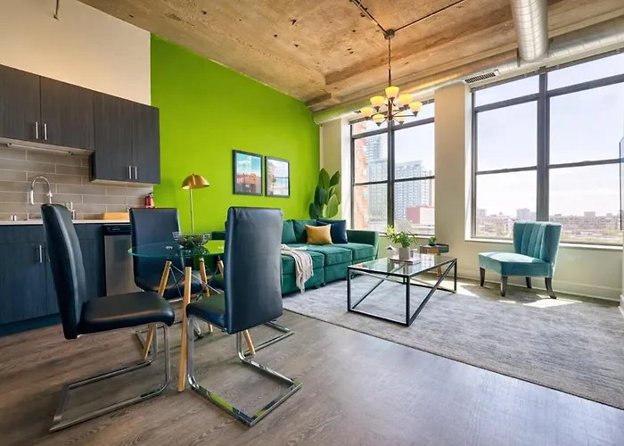 Apartamento 2br South Loop Location With Optional Parking & Gym Access Near Mccormick Place, Shedd Aquarium & Navy Pier